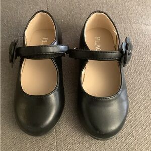 The children’s place toddler girl size 7 black Mary Jane flats dress shoes